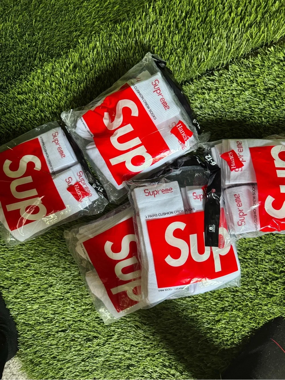 Hanes socks 4pack white